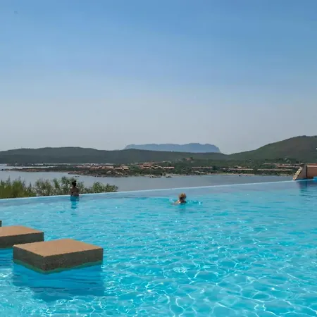 Apartment Guesthost - Dreamy Sea View With Pool And Parking