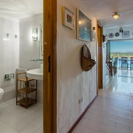 Apartment Guesthost - Dreamy Sea View With Pool And Parking Marinella (Sardinia)