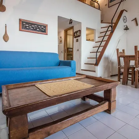 Guesthost - Dreamy Sea View With Pool And Parking * Marinella (Sardinia)